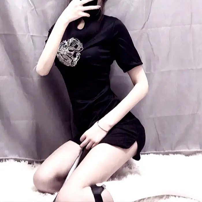 神骡大闹脂粉阵
